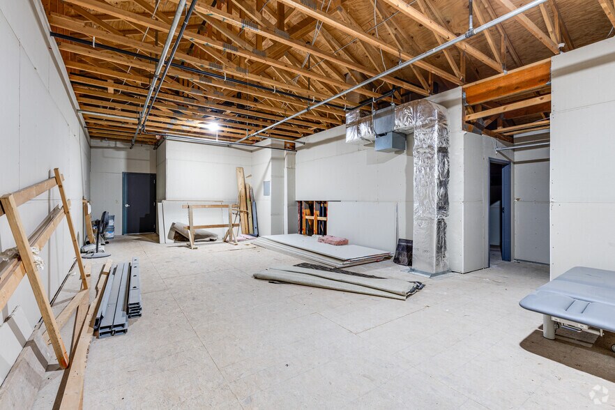 More Photos Of 5985 Rice Creek Pky, Shoreview Office For Lease