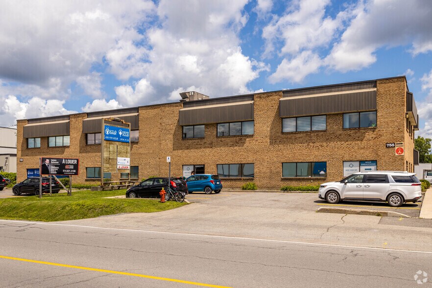 Primary Photo Of 755 Boul Du Curé-Boivin, Boisbriand Warehouse For Lease
