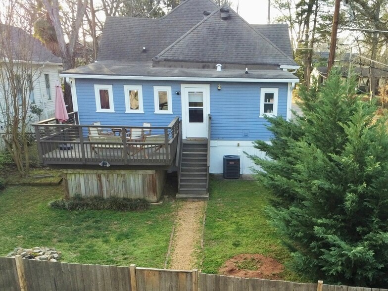 More Photos Of 120 Howard St SE, Atlanta Multifamily For Sale