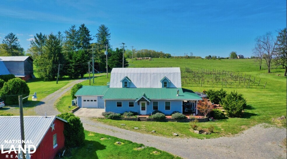 More Photos Of 5189 Rockwood Rd, Dublin Lodge Meeting Hall For Sale