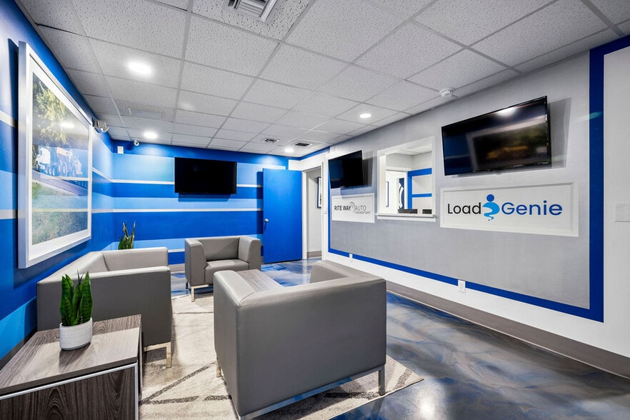 More Photos Of 1801 SE Hillmoor Dr, Port Saint Lucie Medical For Lease