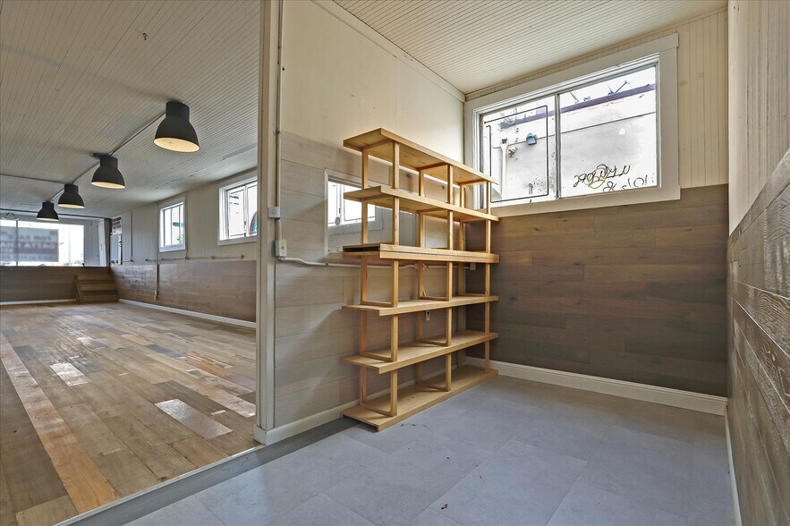 More Photos Of 14 E Lake Ave, Watsonville Storefront For Sale