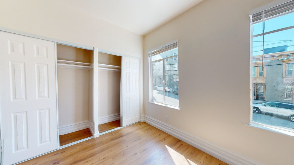 More Photos Of 1520 Leavenworth St, San Francisco Apartments For Sale