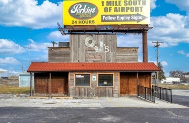 More Photos Of 9201 N 30th St, Omaha General Retail For Sale