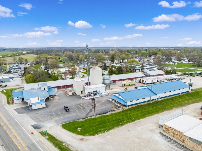 More Photos Of 235 S Jefferson Ave, Plain City Mixed Retail For Sale