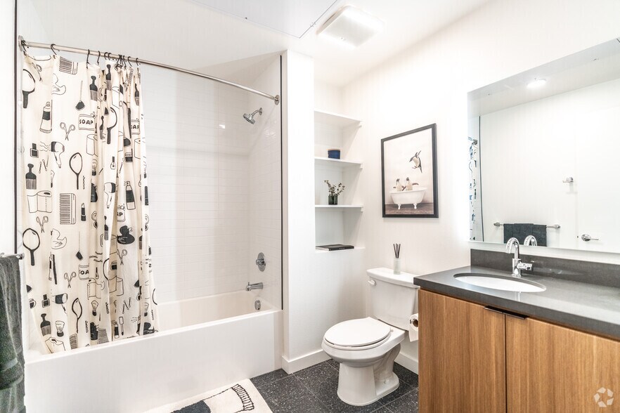 More Photos Of 500 W Broadway, Long Beach Apartments For Lease