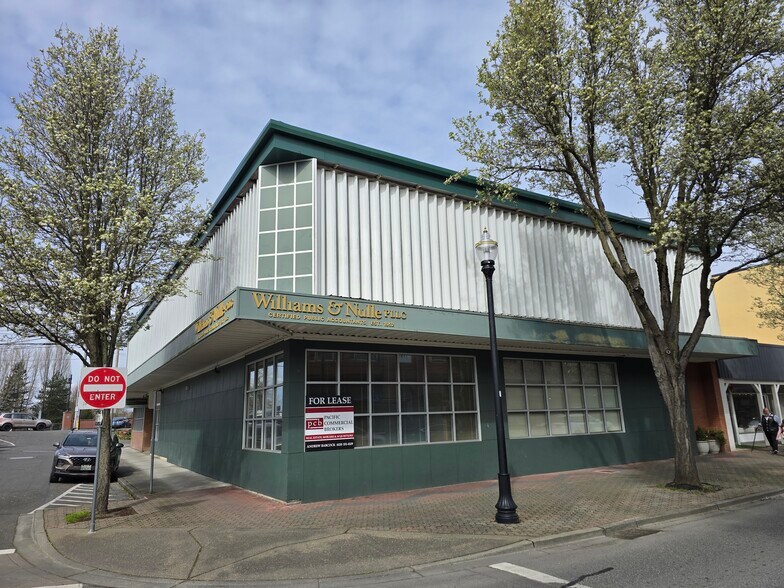 More Photos Of 407 Pine St, Mount Vernon Office Residential For Lease