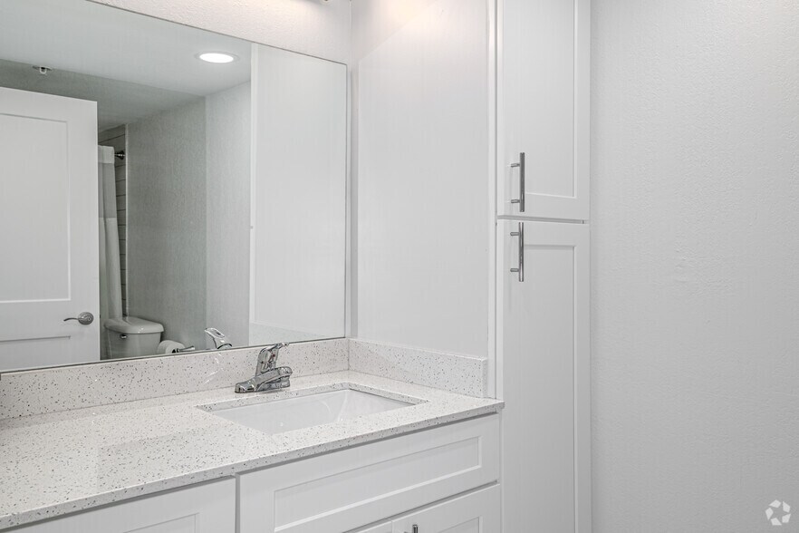 More Photos Of 6029 W Irlo Bronson Memorial Hwy, Kissimmee Apartments For Lease