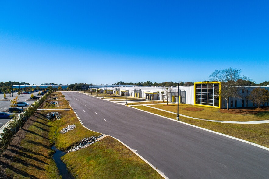 More Photos Of 4500 Leeds Ave, North Charleston Manufacturing For Lease