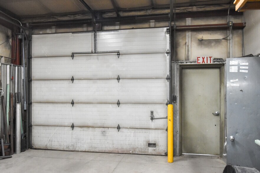 More Photos Of 603 E 2nd St, Ogallala Showroom For Sale