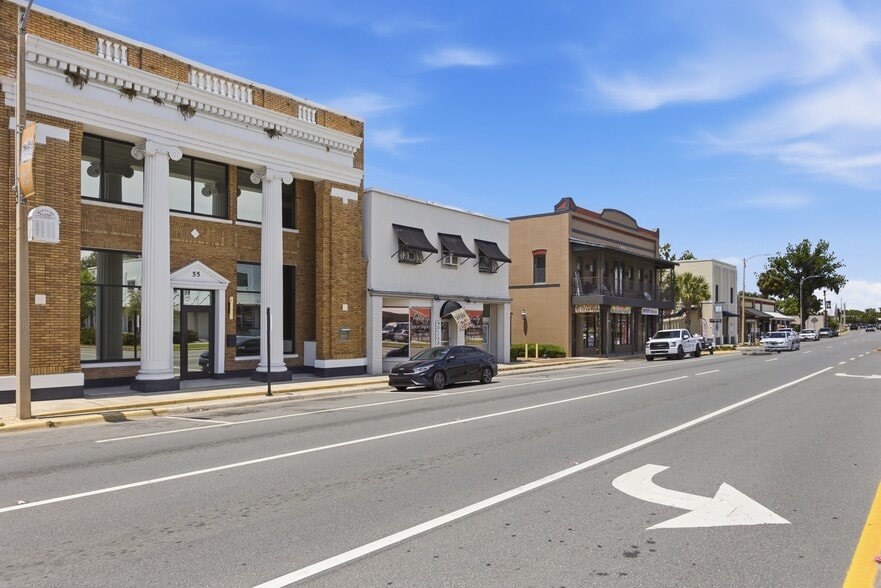 More Photos Of 61 N Central Ave, Umatilla Storefront Retail Office For Sale