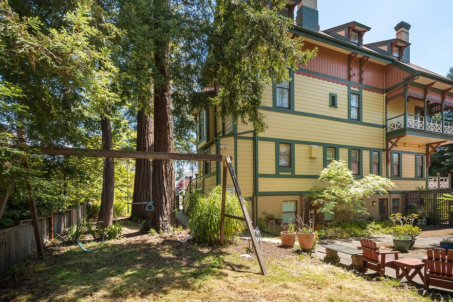 More Photos Of 333 G St, San Rafael Apartments For Sale