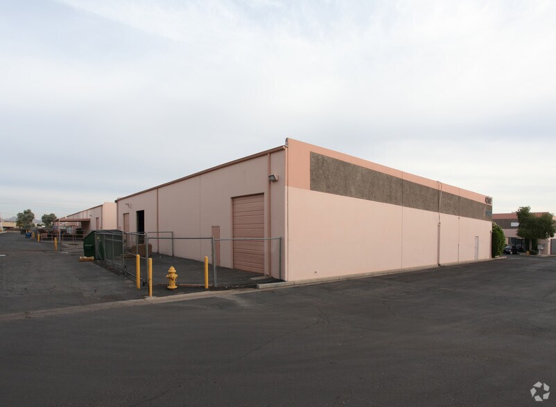 More Photos Of 4202 E Elwood St, Phoenix Warehouse For Lease