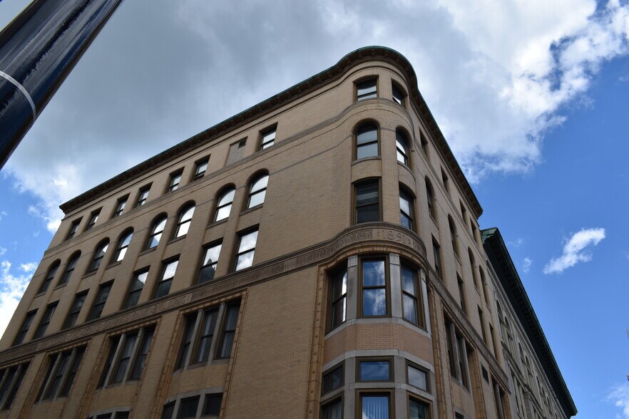 More Photos Of 316 Main St, Worcester Apartments For Lease