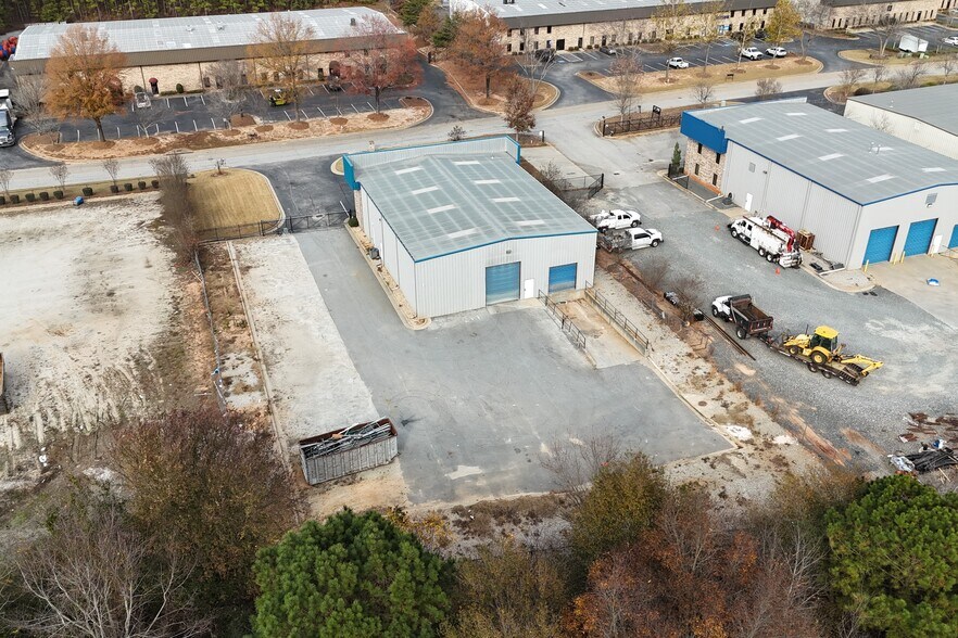 More Photos Of 1680 Meredith Park Dr, McDonough Warehouse For Lease