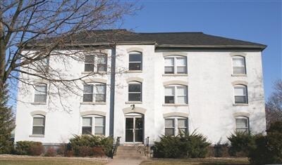 More Photos Of 917 Pearl St, Saint Joseph Apartments For Sale
