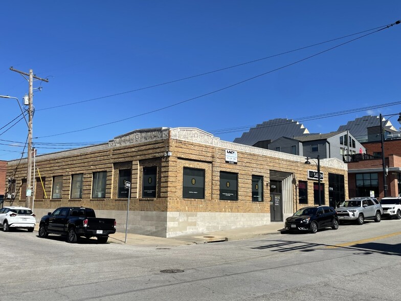 Primary Photo Of 1720 Wyandotte St, Kansas City Office For Lease