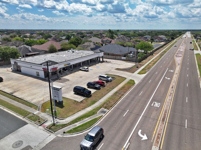 More Photos Of 7626 S Staples St, Corpus Christi Freestanding For Sale