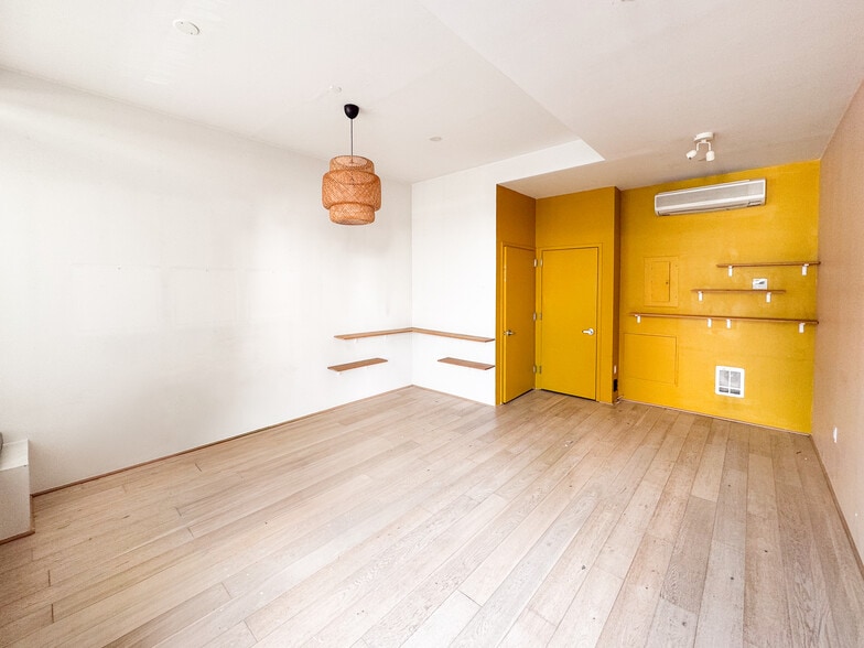 More Photos Of 170 S 1st St, Brooklyn Apartments For Sale