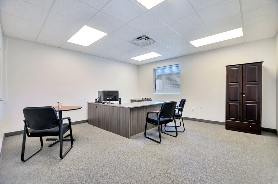 More Photos Of 829 W Martin Luther King Blvd, Tampa Medical For Lease