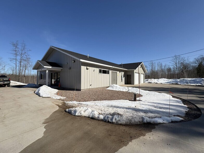 More Photos Of 928 County Road 480, Marquette Service For Sale
