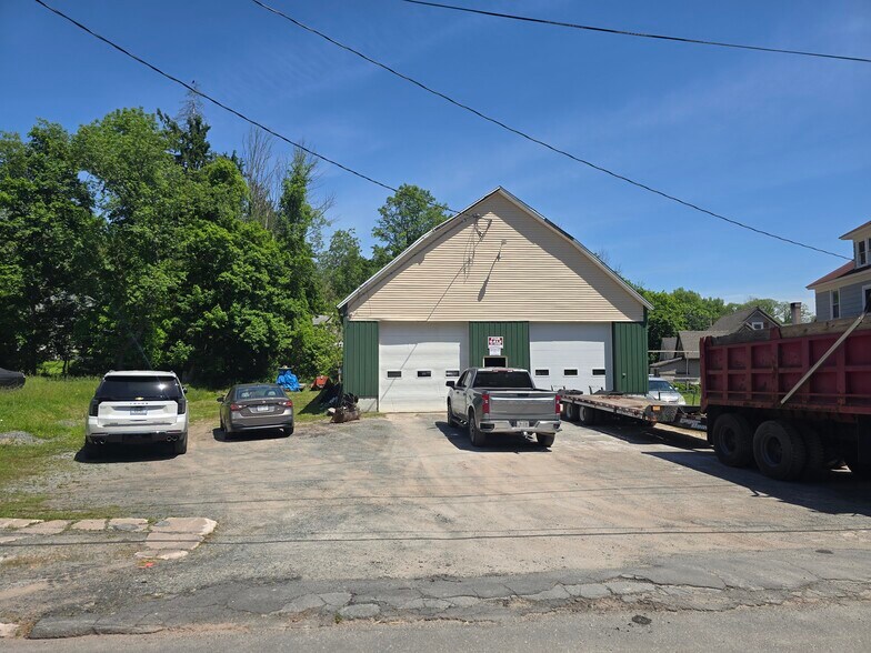 More Photos Of 209 Sprague Ave, Liberty Auto Repair For Sale