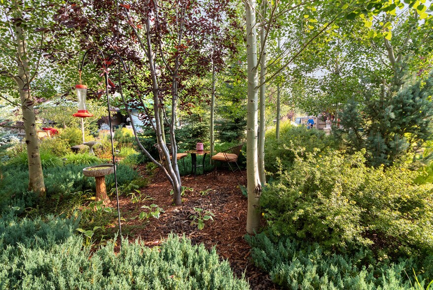 More Photos Of 717 Lake Ave, Grand Lake Specialty For Sale