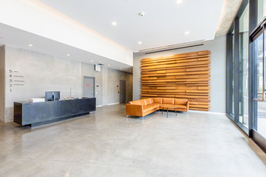 More Photos Of 1041 N Formosa Ave, West Hollywood Loft Creative Space For Lease