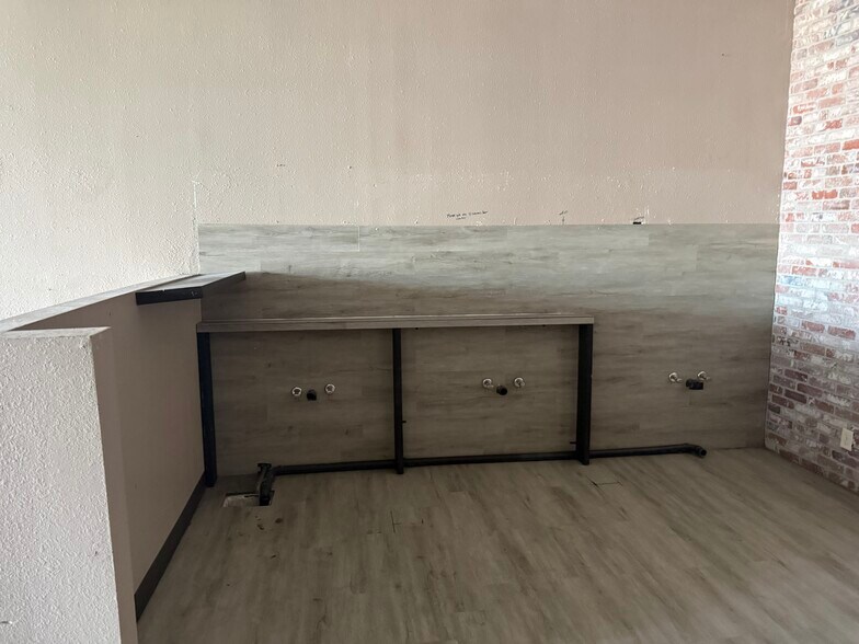 More Photos Of 1720-1868 E Charleston Blvd, Las Vegas Unknown For Lease