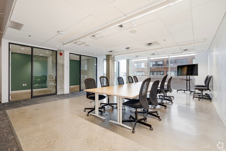 More Photos Of 7236 St Waverly, Montréal Office Residential For Lease