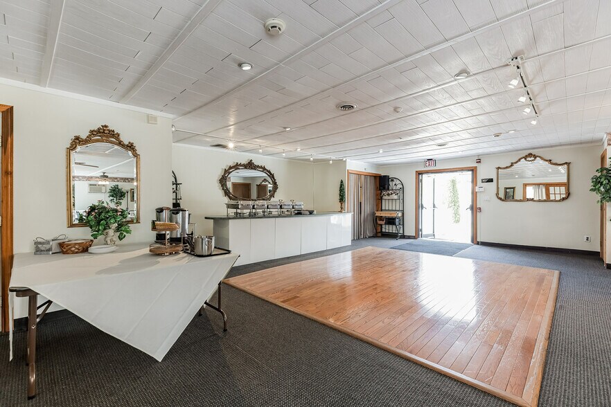 More Photos Of 116 White Horse Pike, Chesilhurst Freestanding For Sale