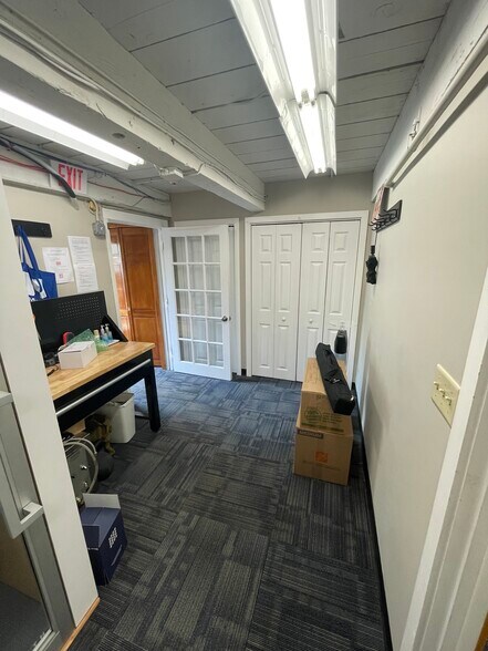 More Photos Of 43 Summer St, Somerville Loft Creative Space For Lease