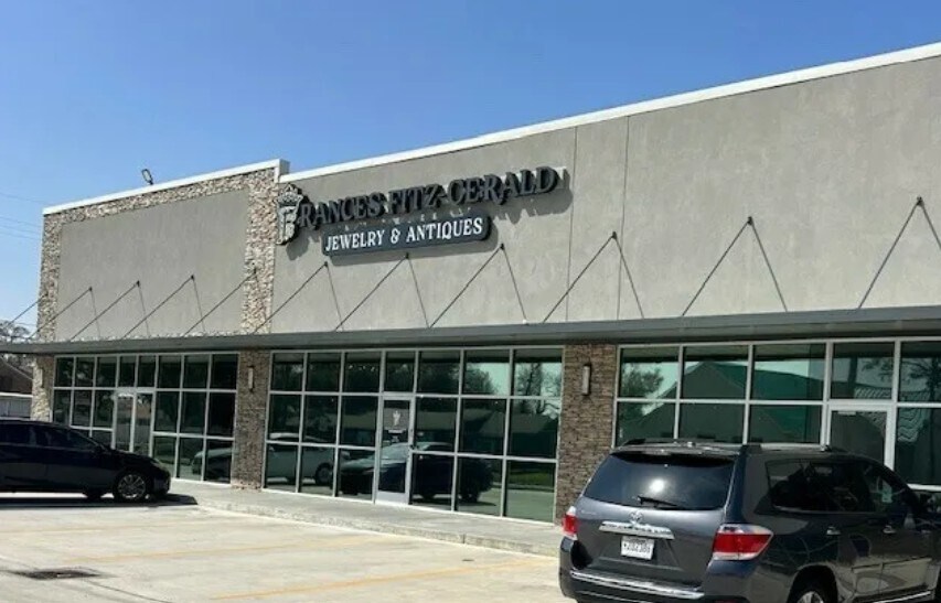 More Photos Of 4040-4070 Ryan St, Lake Charles Unknown For Lease