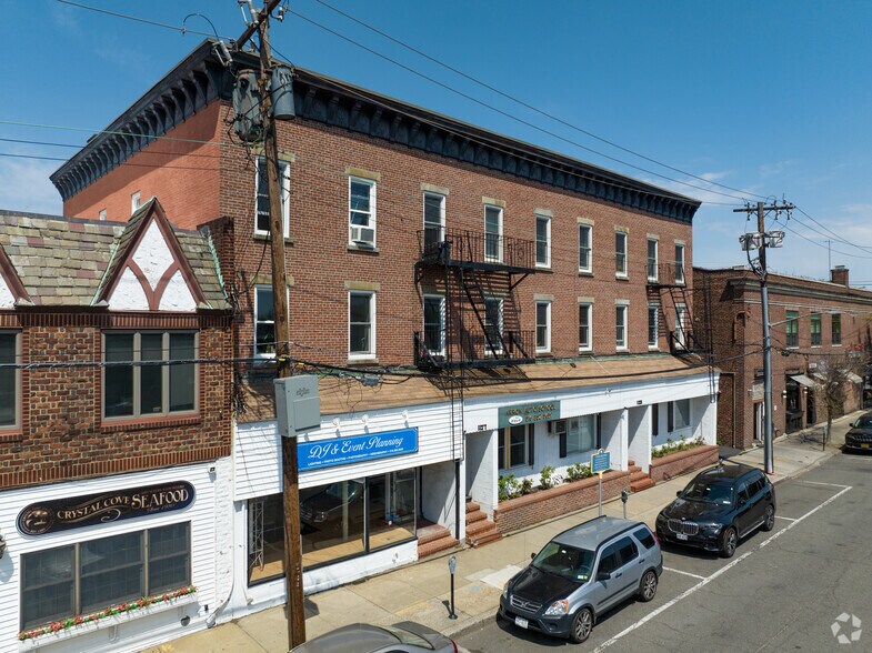 More Photos Of 103-107 S Tyson Ave, Floral Park Apartments For Sale