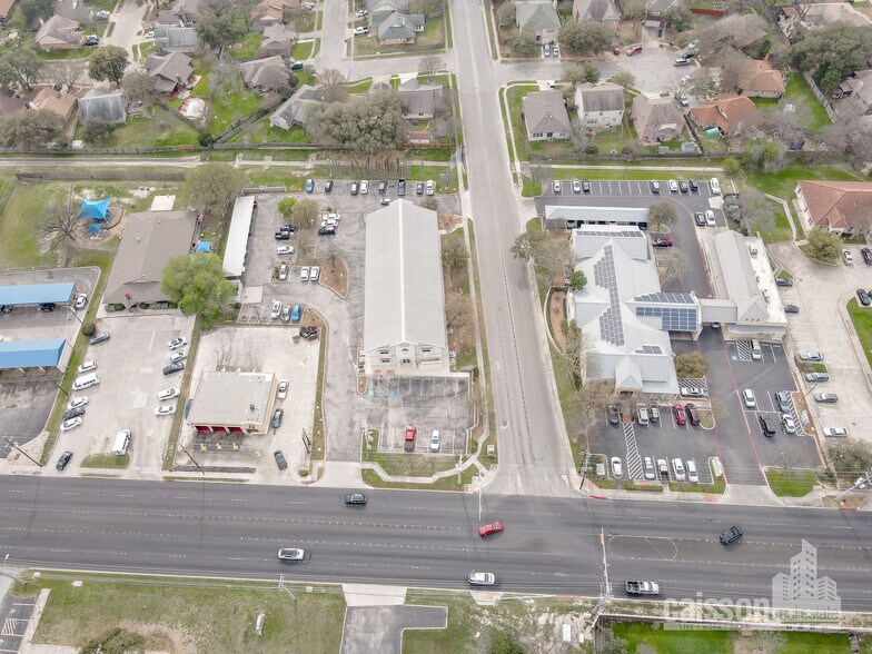 More Photos Of 11515 Toepperwein Rd, San Antonio Medical For Lease