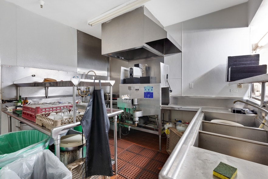 More Photos Of 1465 Webster St, Alameda Restaurant For Sale