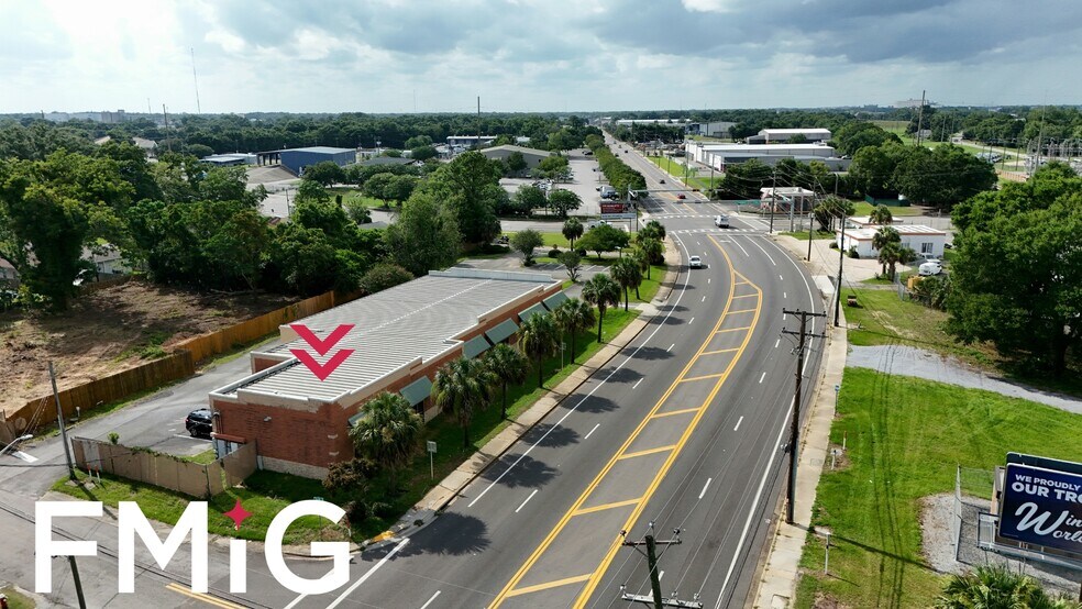 More Photos Of 2525 N Palafox St, Pensacola Medical For Lease