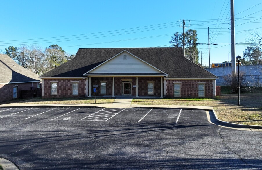 More Photos Of 5900 River Rd, Columbus Office For Lease