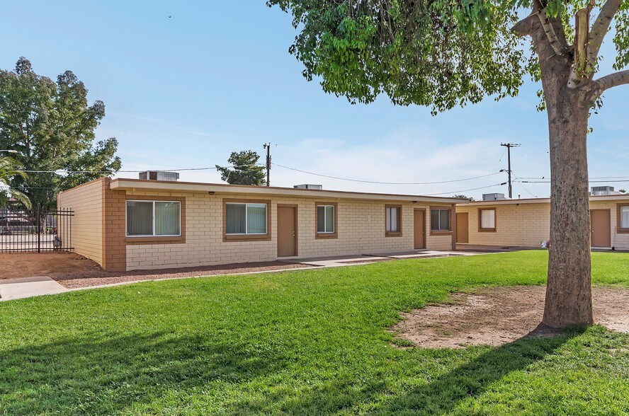 More Photos Of 109 E Brinker Dr, Avondale Apartments For Sale