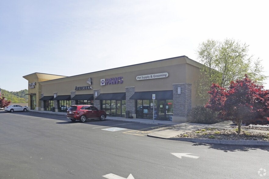 More Photos Of 7531-7569 Barnett Way, Powell General Retail For Lease