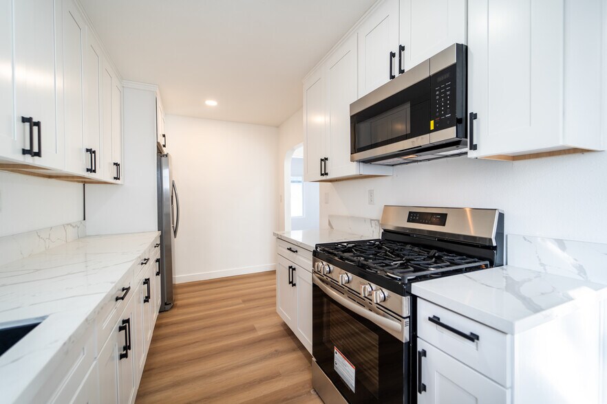 More Photos Of 4353-4363 39th St, San Diego Apartments For Sale