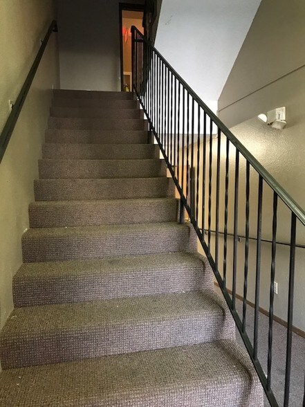 More Photos Of 901-909 N Cleveland Ave, Sioux Falls Multifamily For Sale