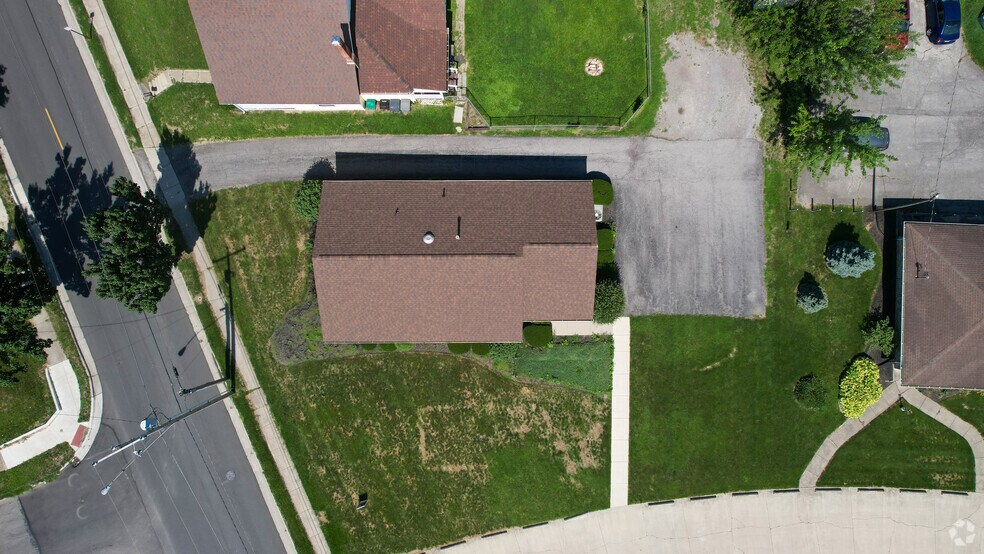 More Photos Of 829 E Elm St, Lima Office For Sale