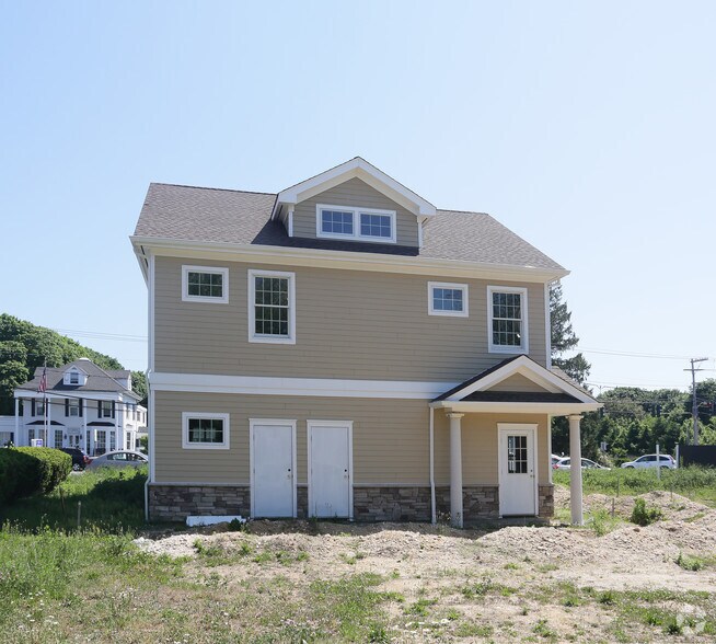 More Photos Of 590 Patchogue Rd, Port Jefferson Station Office For Sale