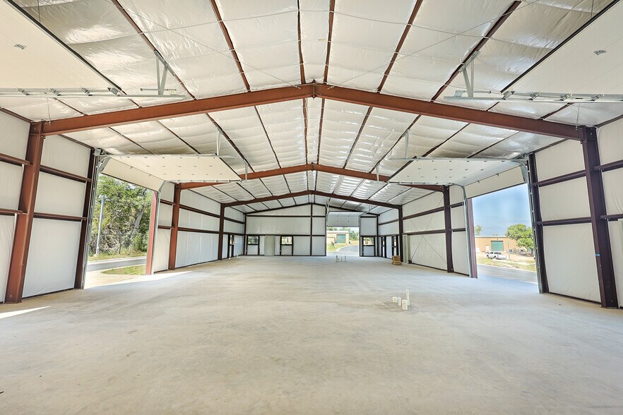 More Photos Of 3364 N Bagdad Rd, Leander Unknown For Lease