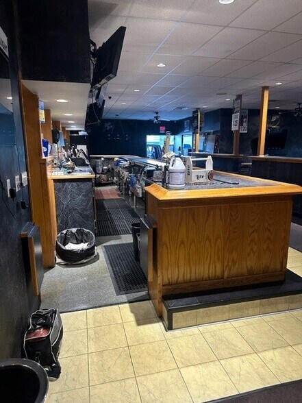 More Photos Of 2850 William St, Buffalo General Retail For Sale
