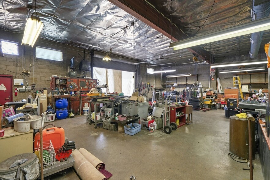 More Photos Of 3736-3738 San Fernando Rd, Glendale Flex For Sale