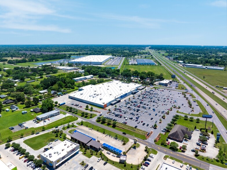 More Photos Of 111 Wallace Broussard Rd, Carencro Carwash For Sale