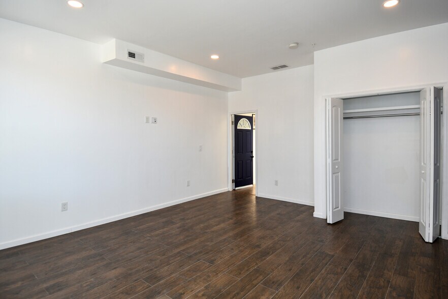 More Photos Of 2601 N Charles St, Baltimore Apartments For Sale