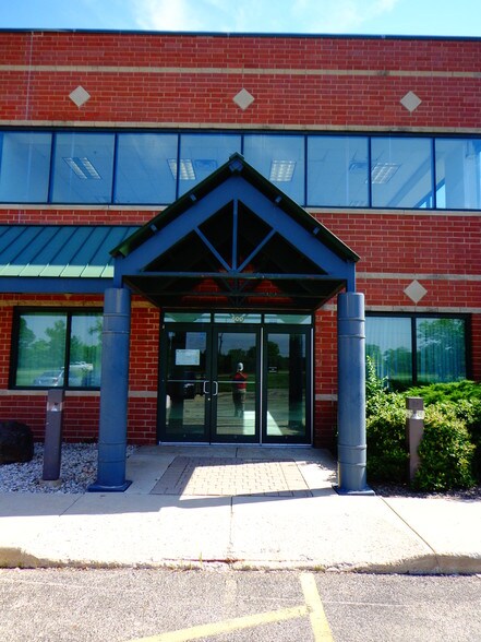 More Photos Of 1061 E Main St, East Dundee Office For Lease
